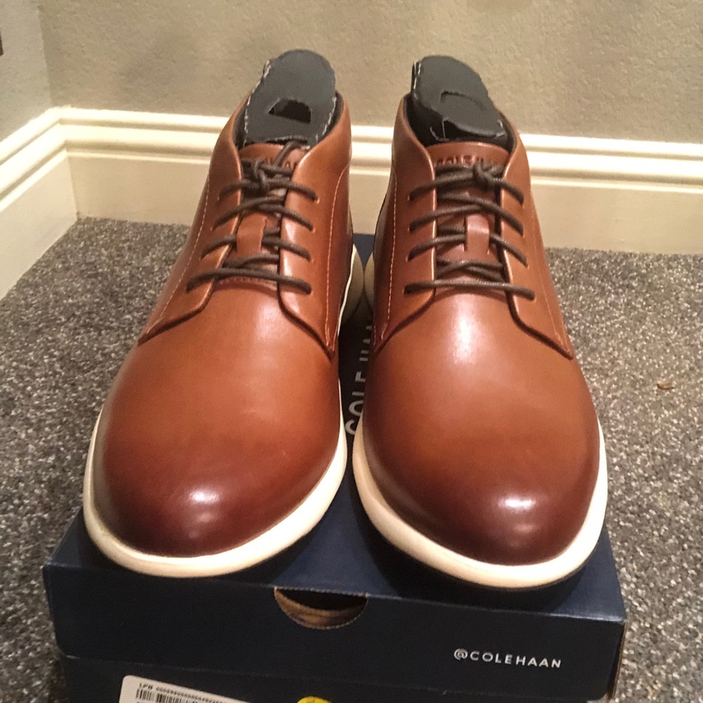 Men’s Cole Haan Troy Chukka BRAND NEW